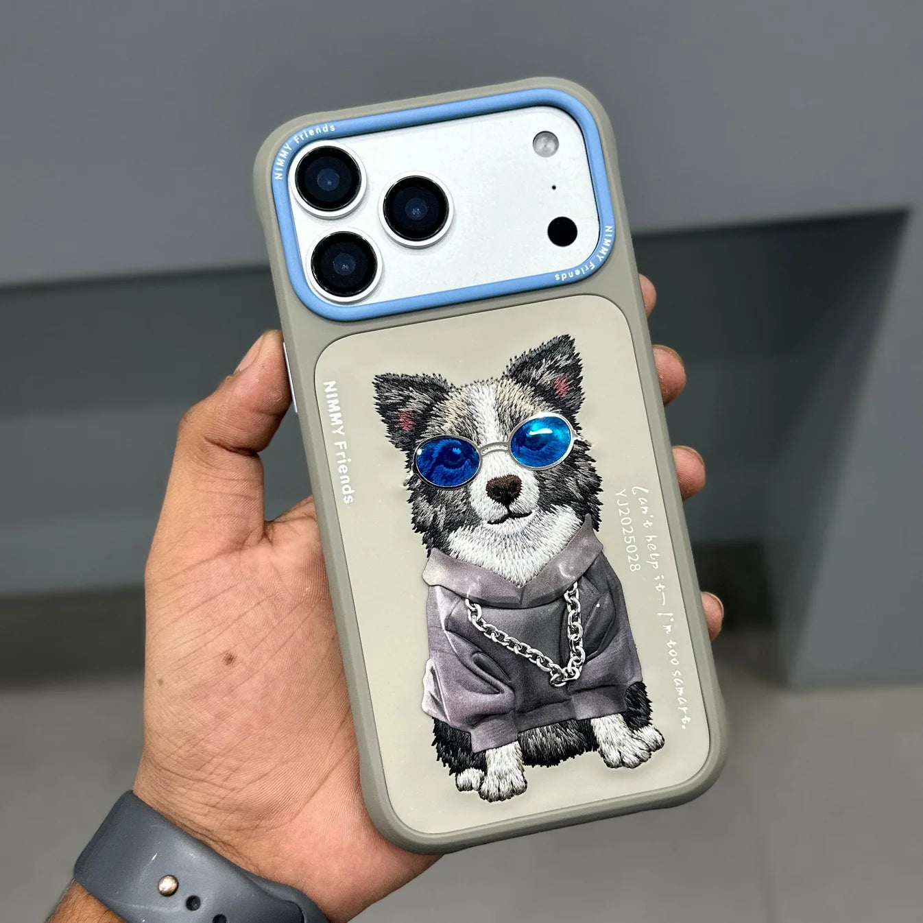 NIMMY DOG CHAIN CASE-GREY BLUE iPHONE 17 PRO AND 17 PRO MAX