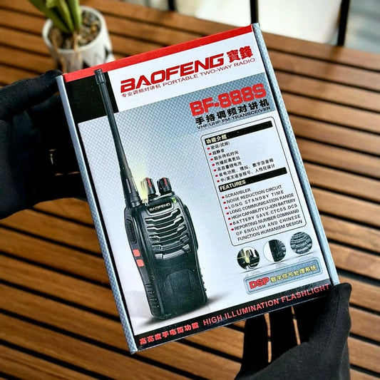 BF-888S Two Way Radio 16CH 400-470MHZ Long Range WTO1 Walkie Talkie (Black)