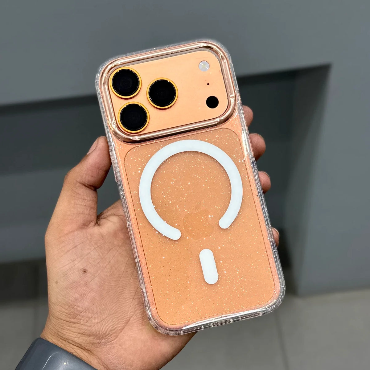 DREAMS SPARK CASE  IPHONE 17 Pro and Pro Max
