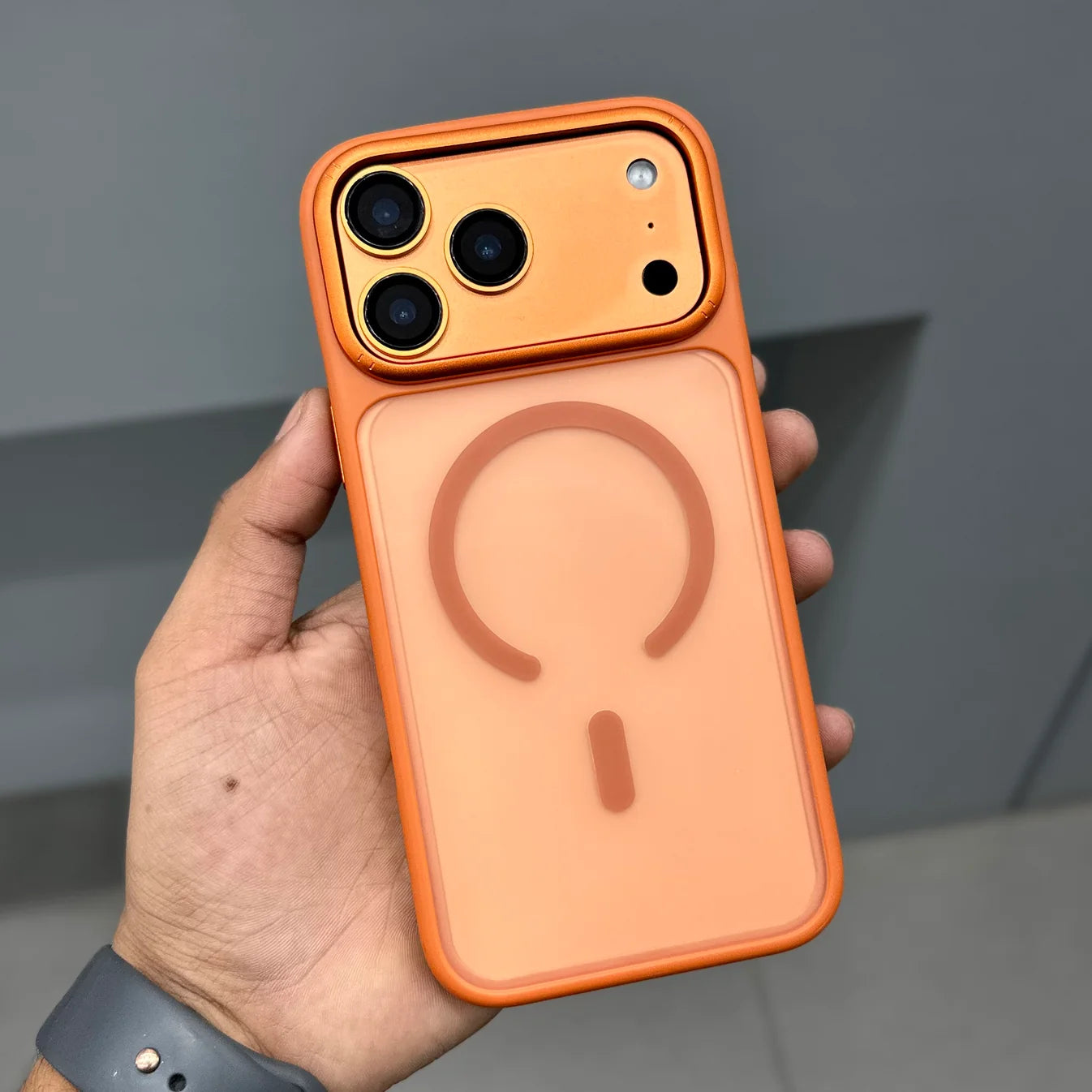 ICON SEMI TRANSLUCENT CASE MAGSAFE - ORANGE IPHONE 17 Pro and Pro Max