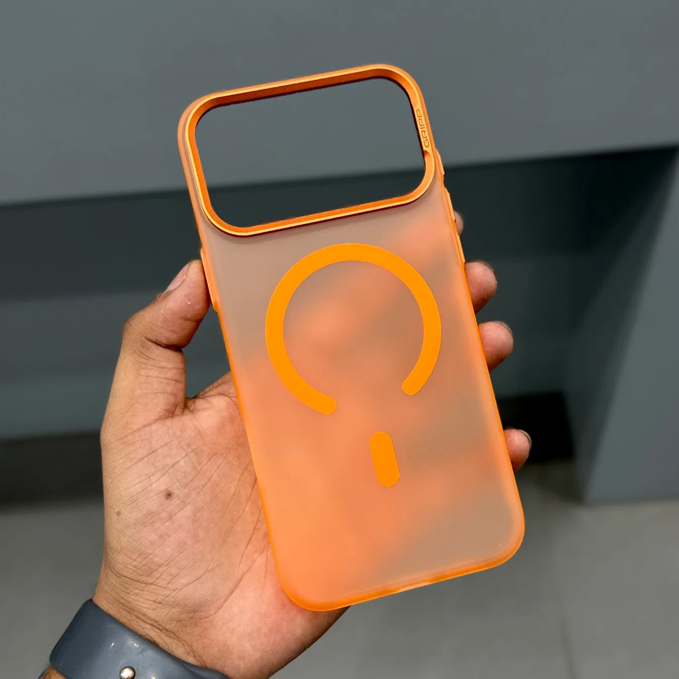 GRIPP GLAM MAGSAFE - ORANGE IPHONE 17 Pro and Pro Max
