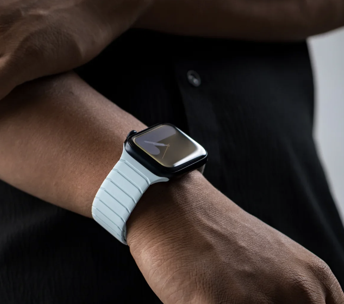 Apple Watch 1-11 Premium Silicone | N52 Magnets Magnetic Fit